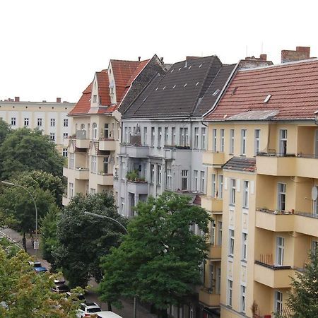 3 Bedroom Apartment Берлин Экстерьер фото