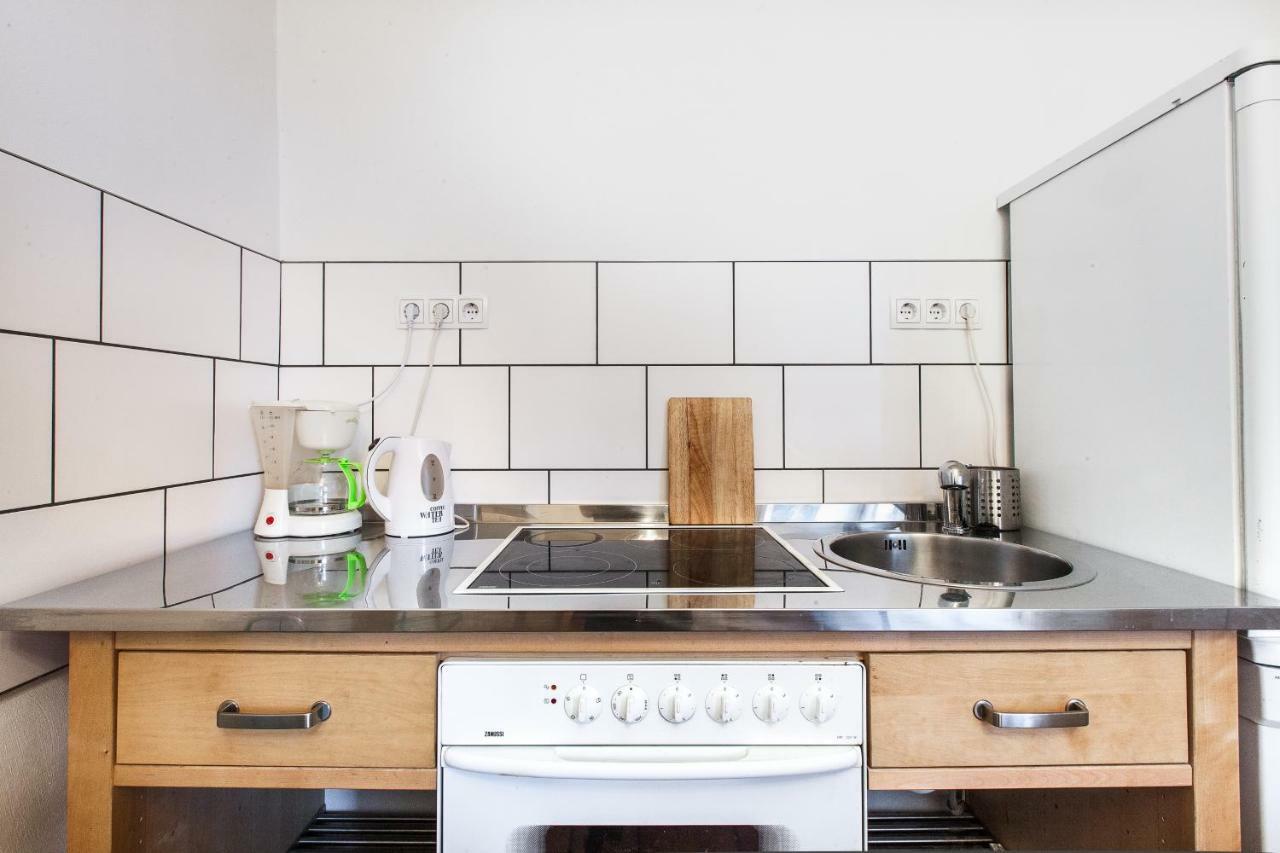 3 Bedroom Apartment Берлин Экстерьер фото